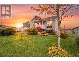 48 Cape Pine Street thumbnail 3