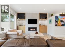 Laundry room - 2418 24a Street Sw, Calgary, AB T3E1W1 Photo 7
