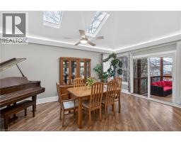 Living room - 486 East 38th Street, Hamilton, ON L8V4G8 Photo 12
