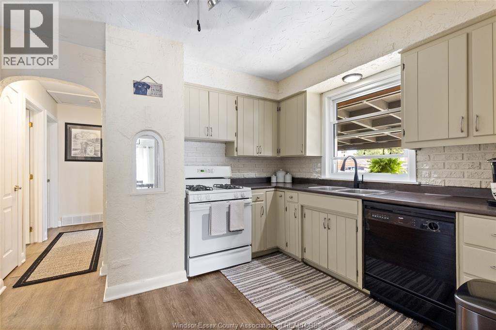 1166 VIRGINIA AVENUE - 10