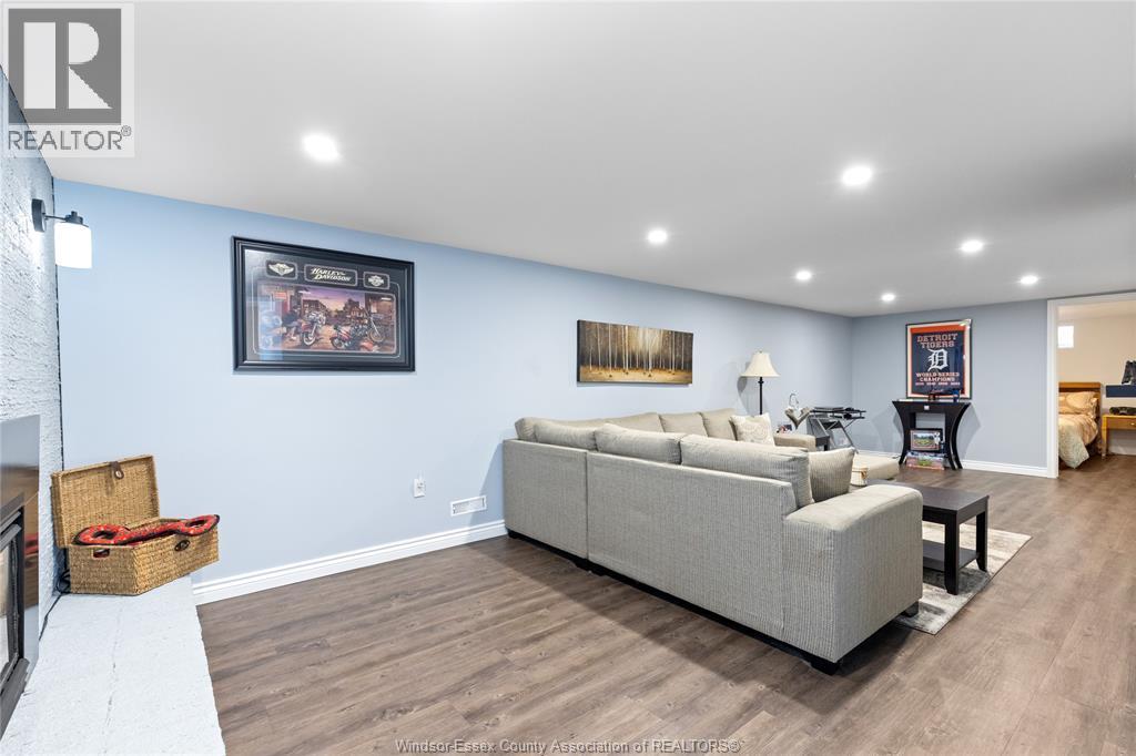 1166 VIRGINIA AVENUE - 17