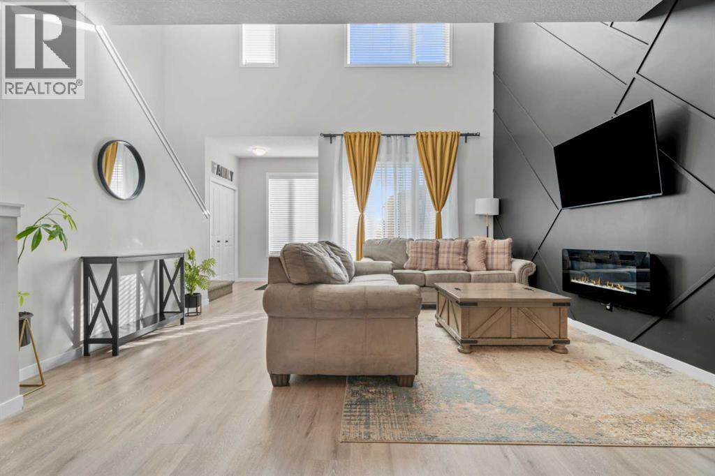 111 Wolf Creek Manor SE, Calgary