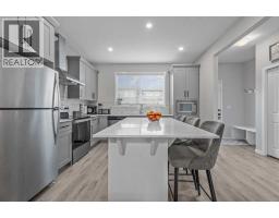 111 Wolf Creek Manor Se, Calgary, AB T2X4A1 Photo 15