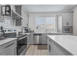 111 Wolf Creek Manor Se, Calgary, AB T2X4A1 Photo 16