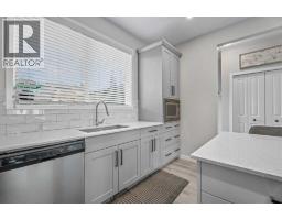 111 Wolf Creek Manor Se, Calgary, AB T2X4A1 Photo 18