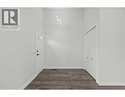 467 Queen Charlotte Road SE - photo 3