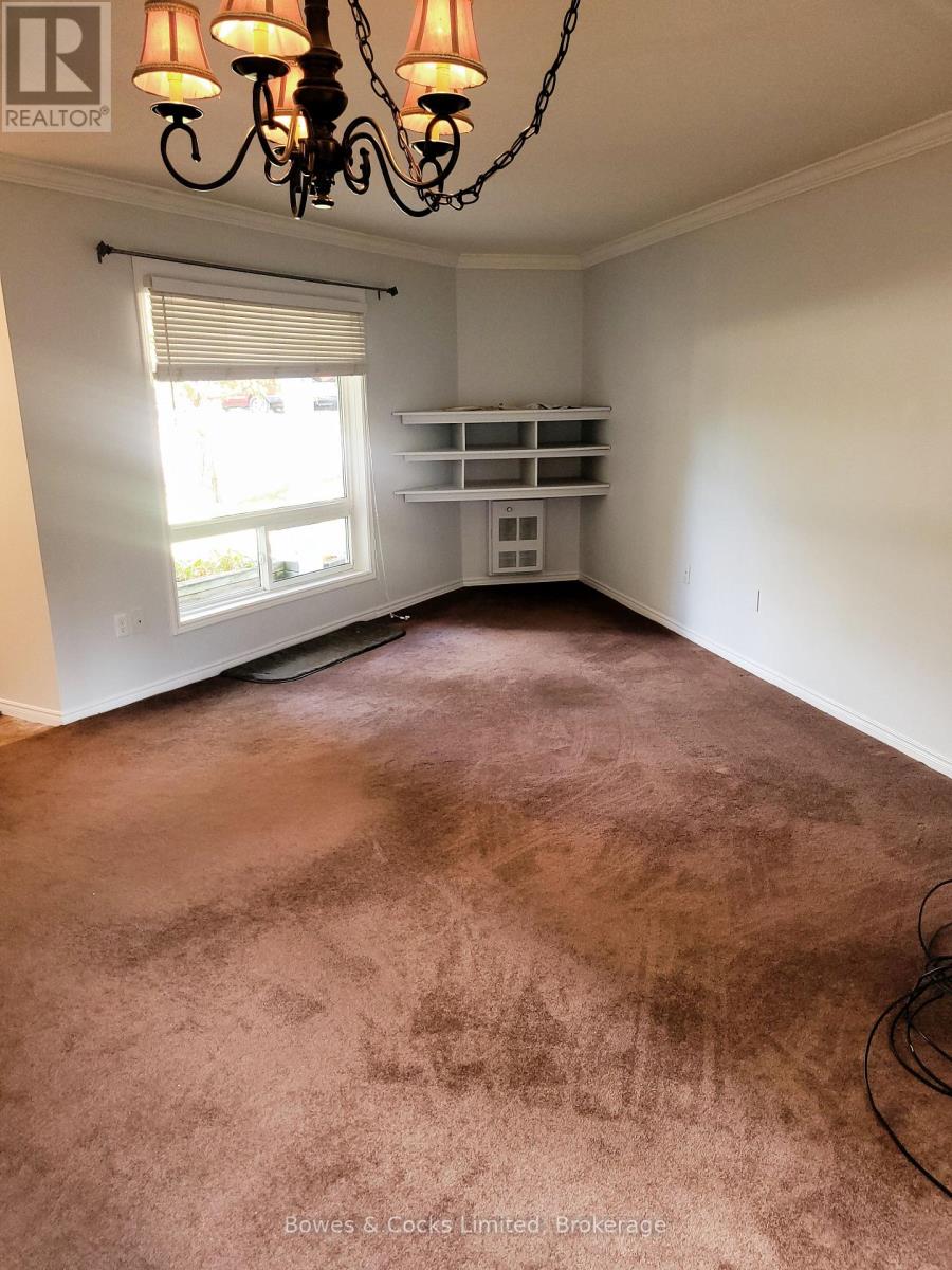 167 MAIN STREET - 6