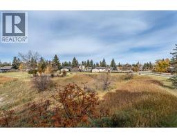 210, 102 Centre Court, Okotoks, AB T1S1Z7 Photo 16