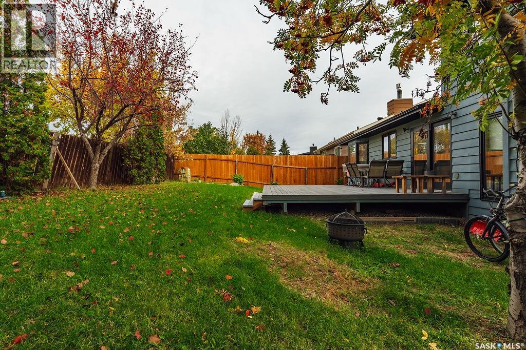 258 AE Adams CRESCENT - 50