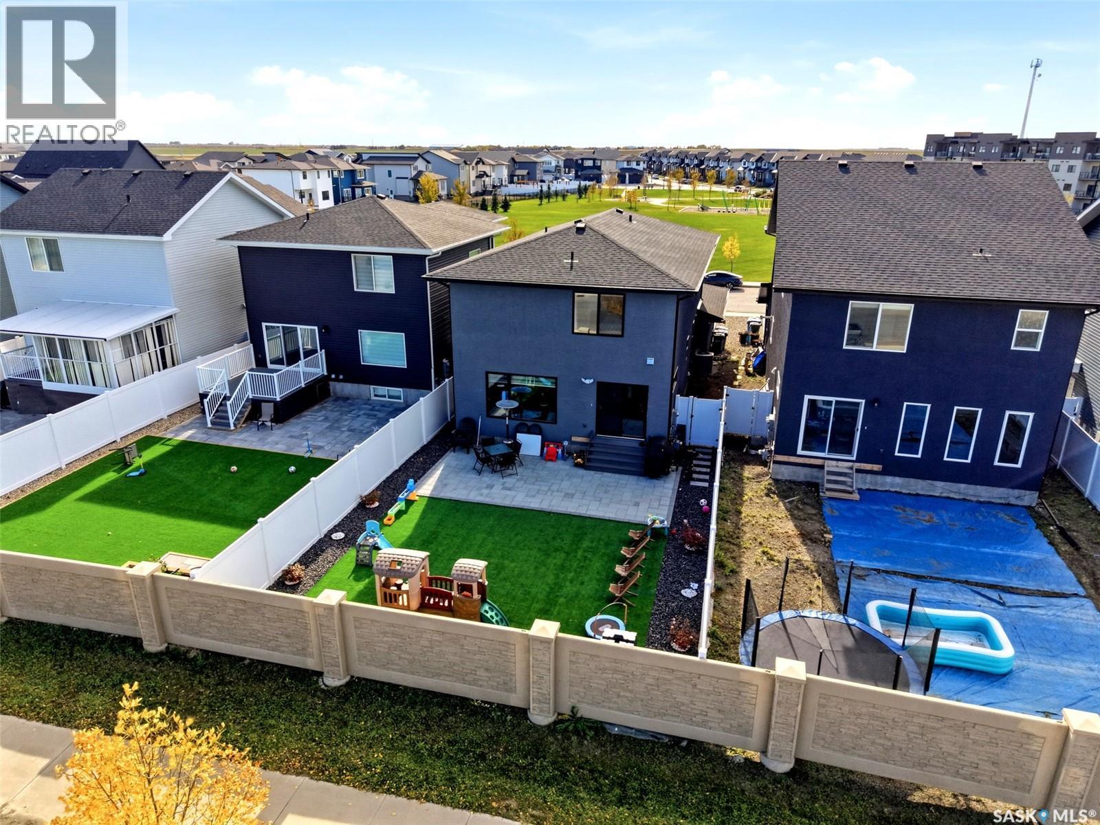 5112 E Green CRESCENT - 42