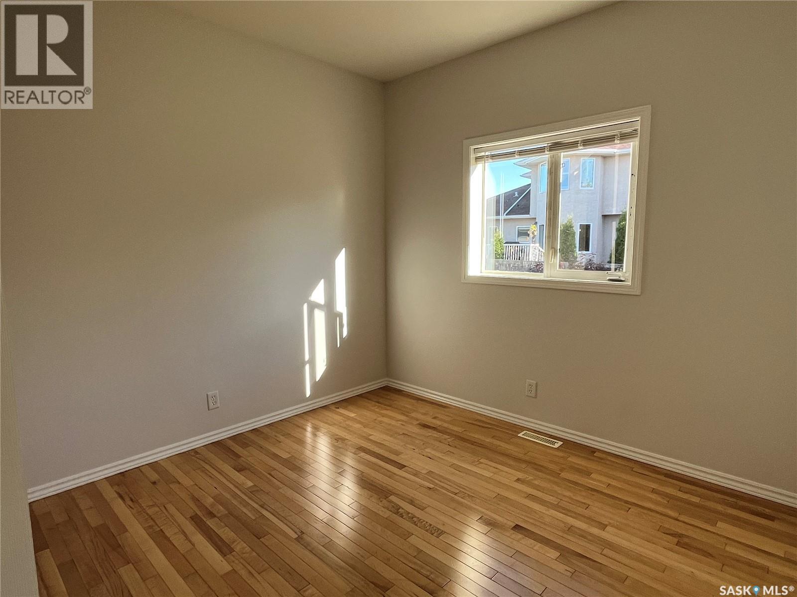 823 Beechmont LANE, Saskatoon — photo 31