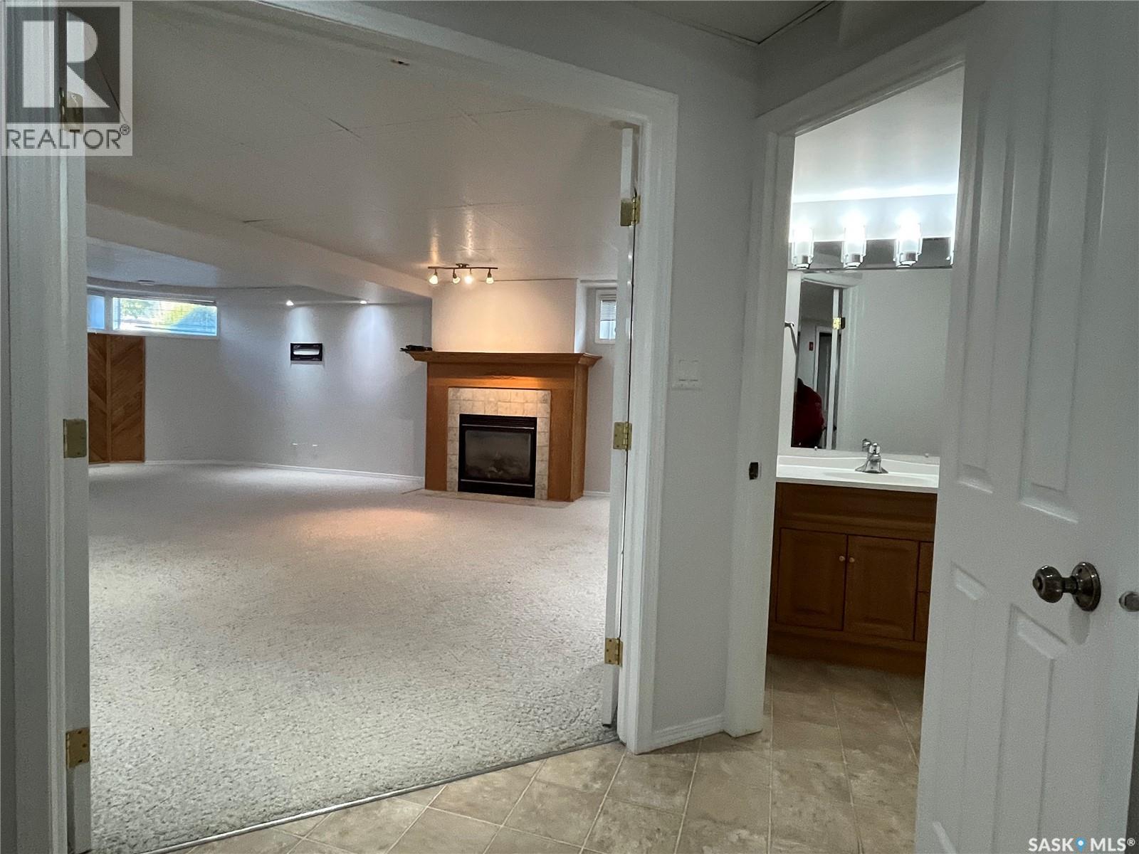 823 Beechmont LANE - 52