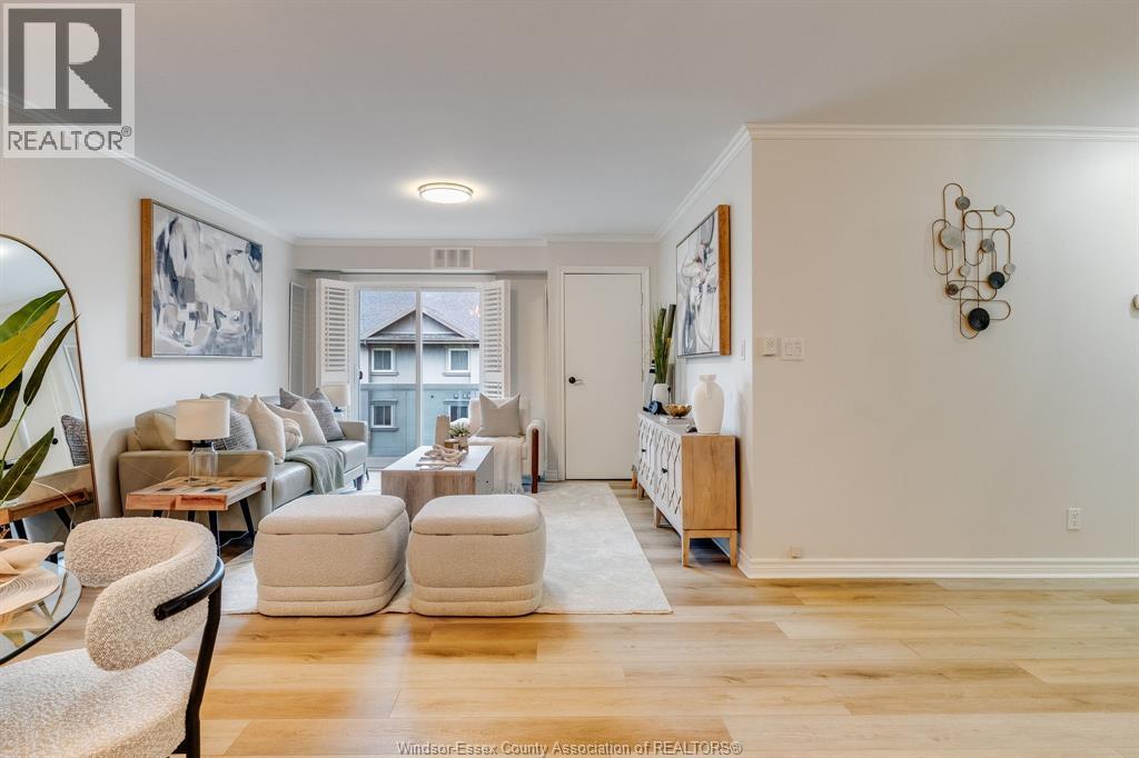 44 Robson Road — photo 3