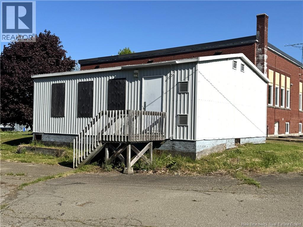 305 Debec Road - 10