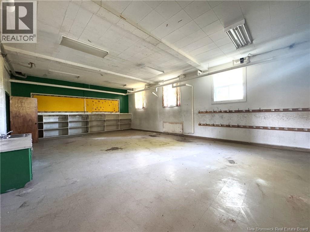 305 Debec Road - 33