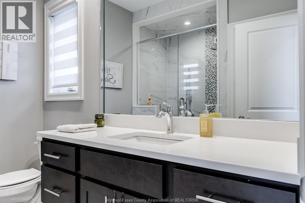 221 Bernath STREET - 16
