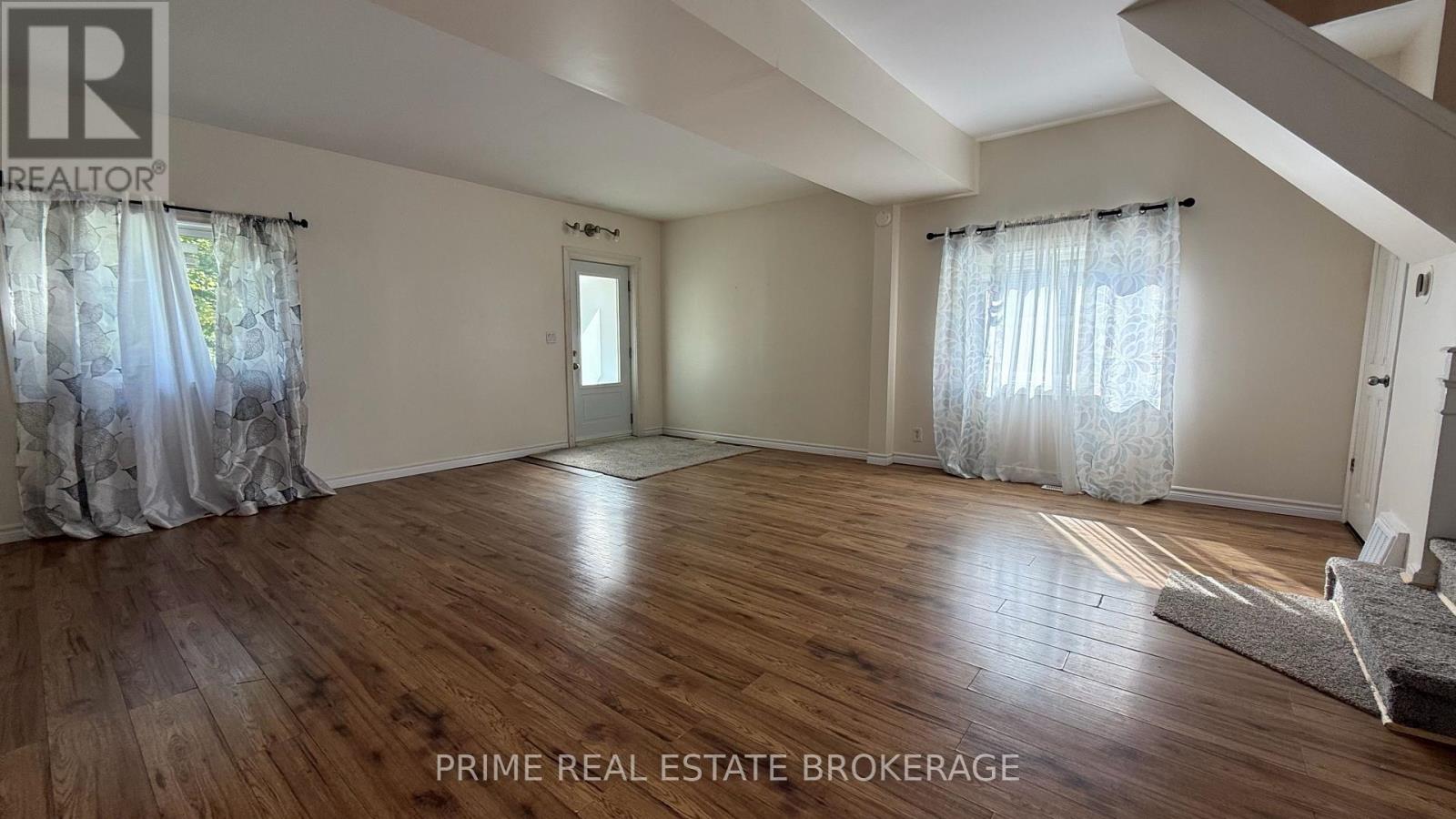 121 BOULLEE STREET - 5