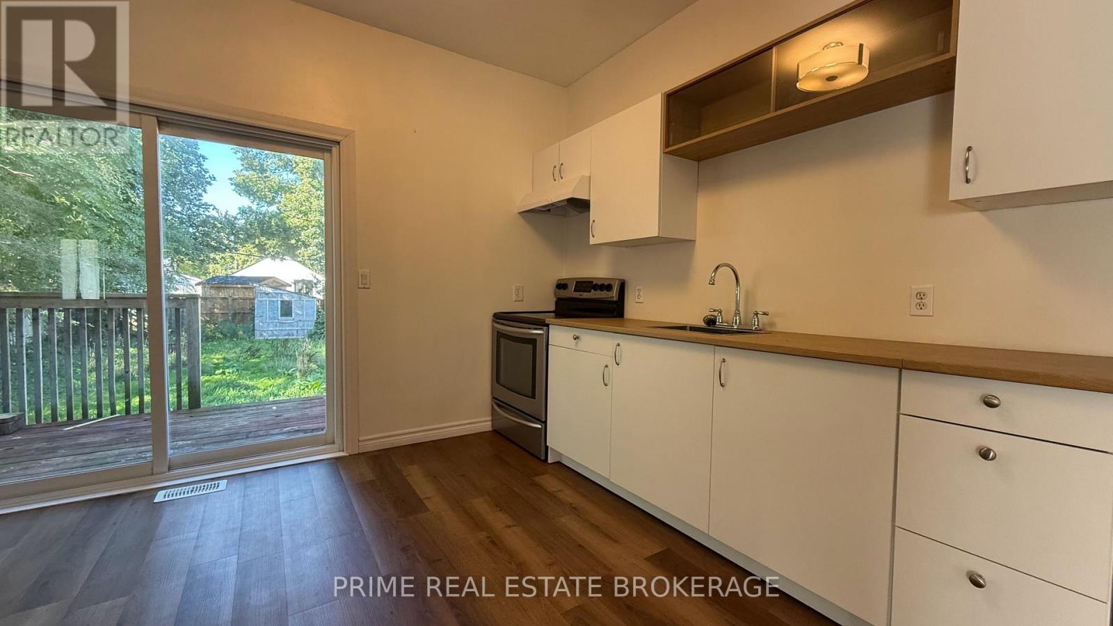 121 BOULLEE STREET - 7