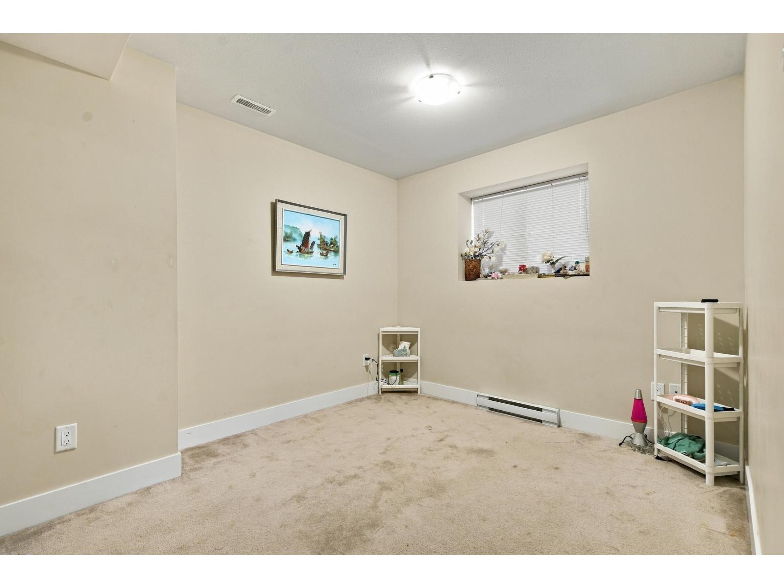 Photo of 6088 163A STREET 32