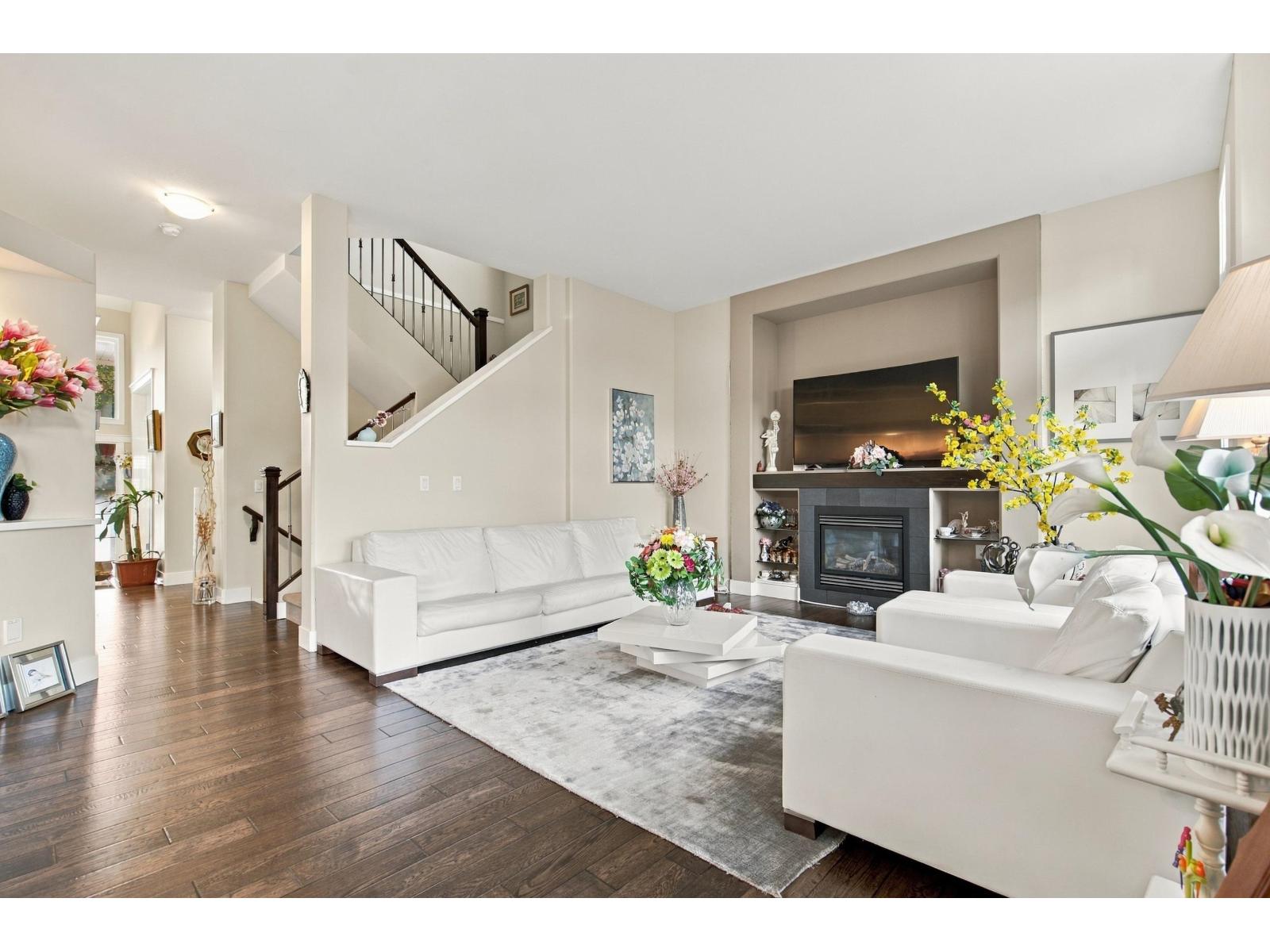 Photo of 6088 163A STREET 7