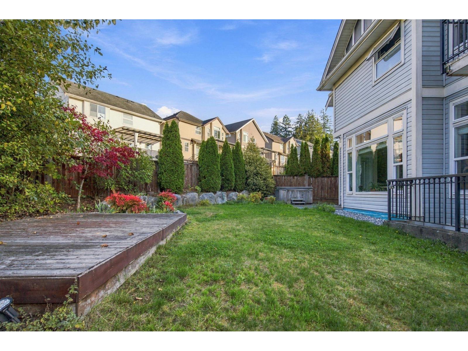 Photo of 6088 163A STREET 38