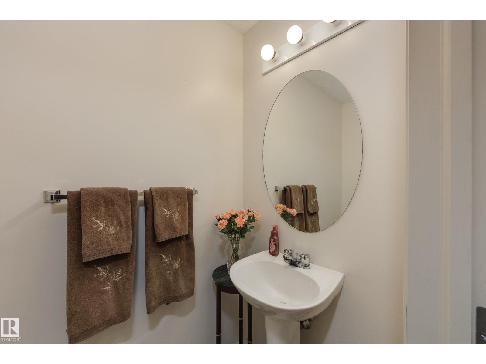 553 GLENWRIGHT CR NW, Edmonton — photo 16