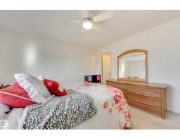 553 Glenwright Cr Nw, Edmonton, AB T5T6K8 Photo 22