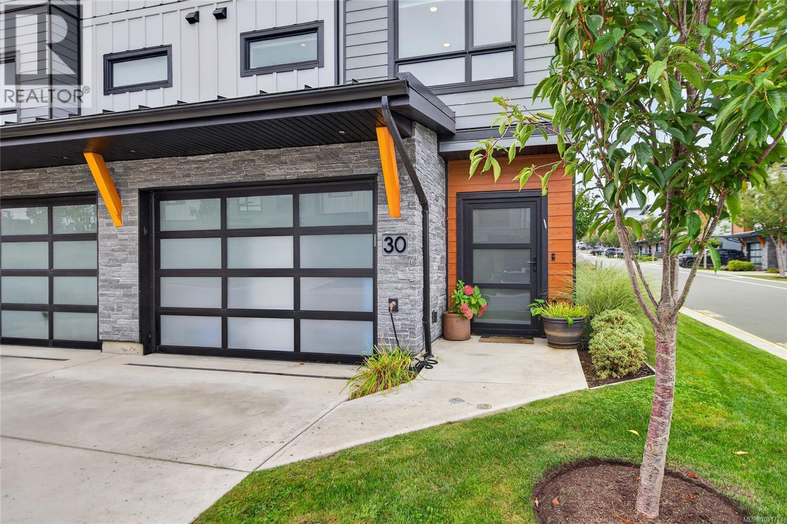 30 623 Crown Isle Blvd, Courtenay