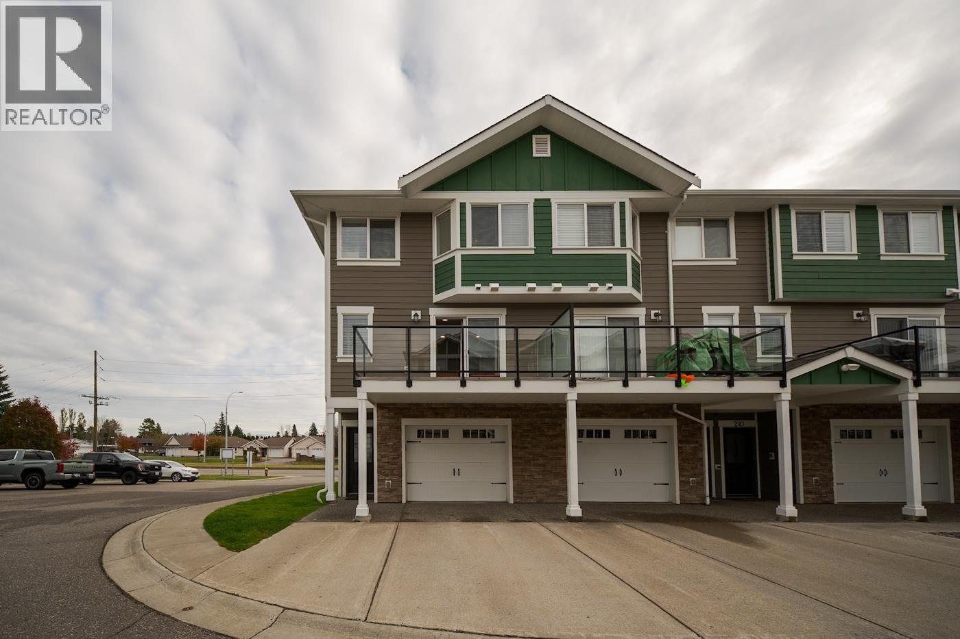 212 467 TABOR BOULEVARD, $455,500