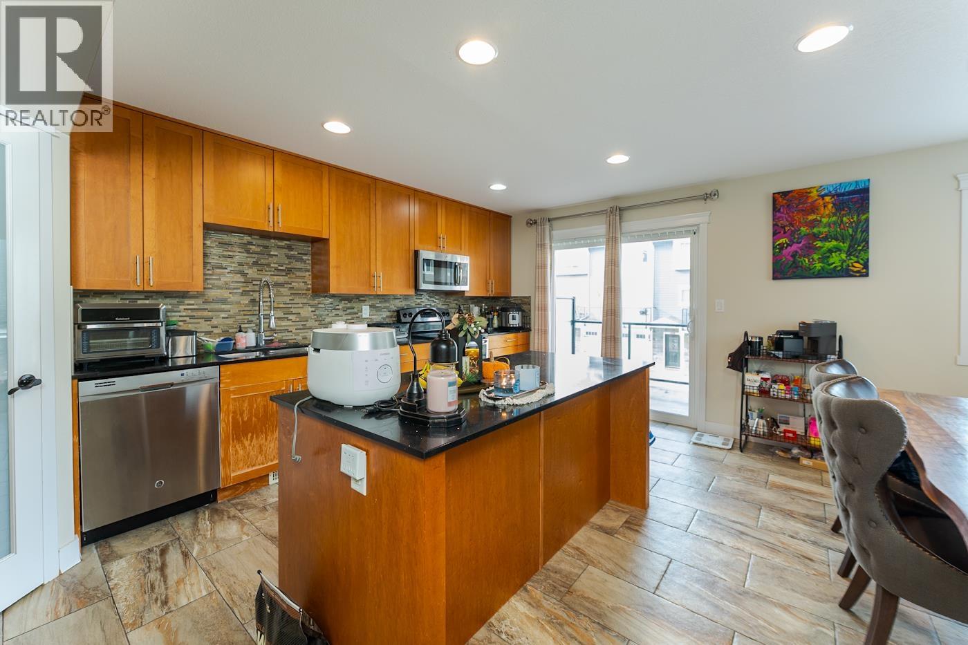 #212 467 TABOR BOULEVARD - 10
