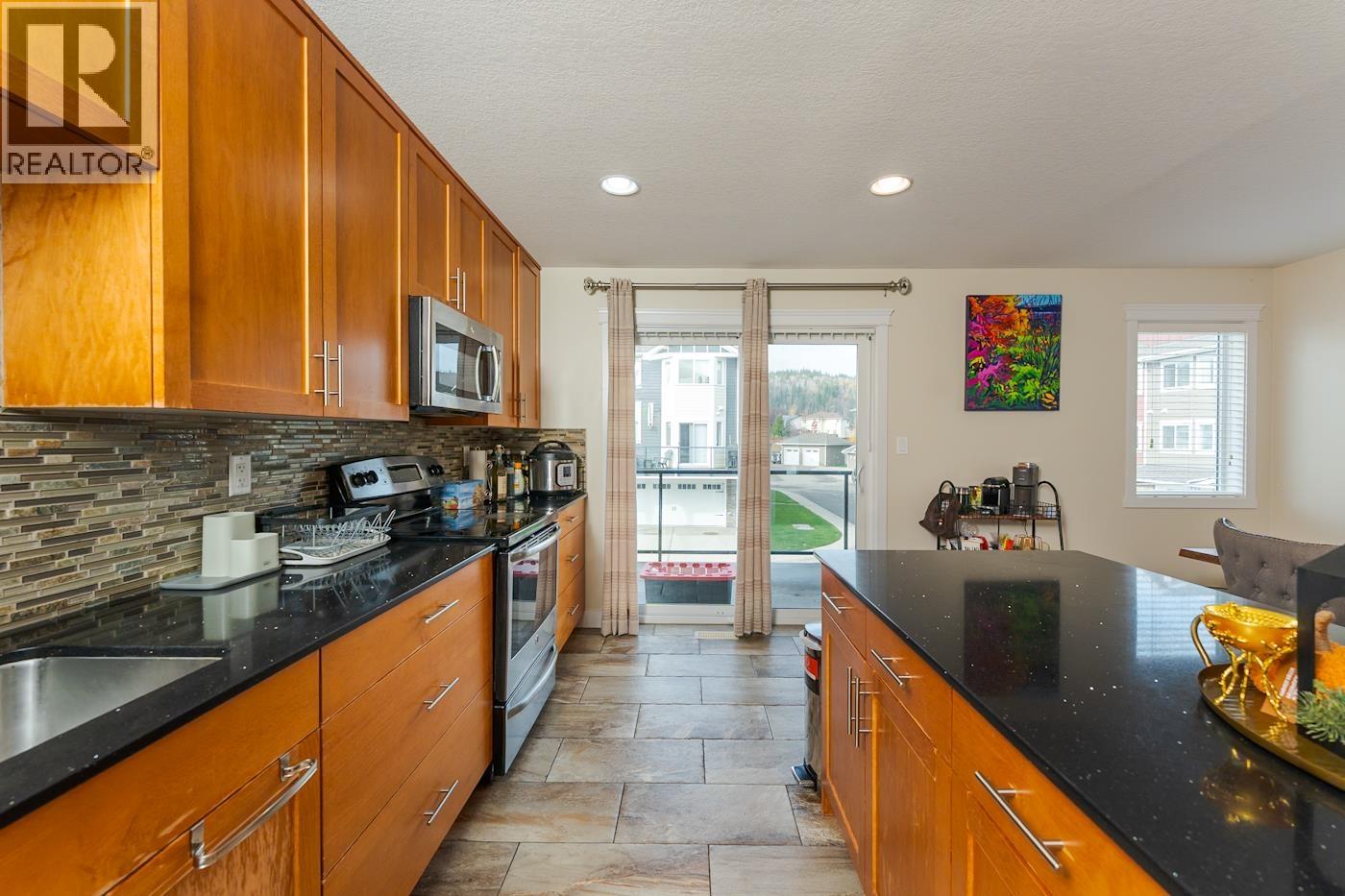 #212 467 TABOR BOULEVARD - 11