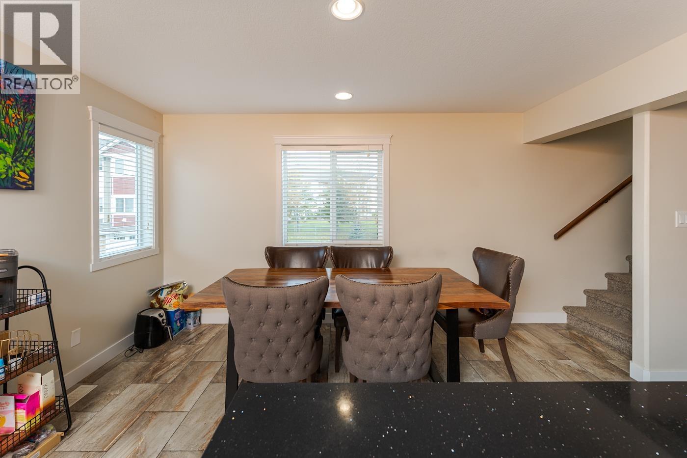#212 467 TABOR BOULEVARD - 18