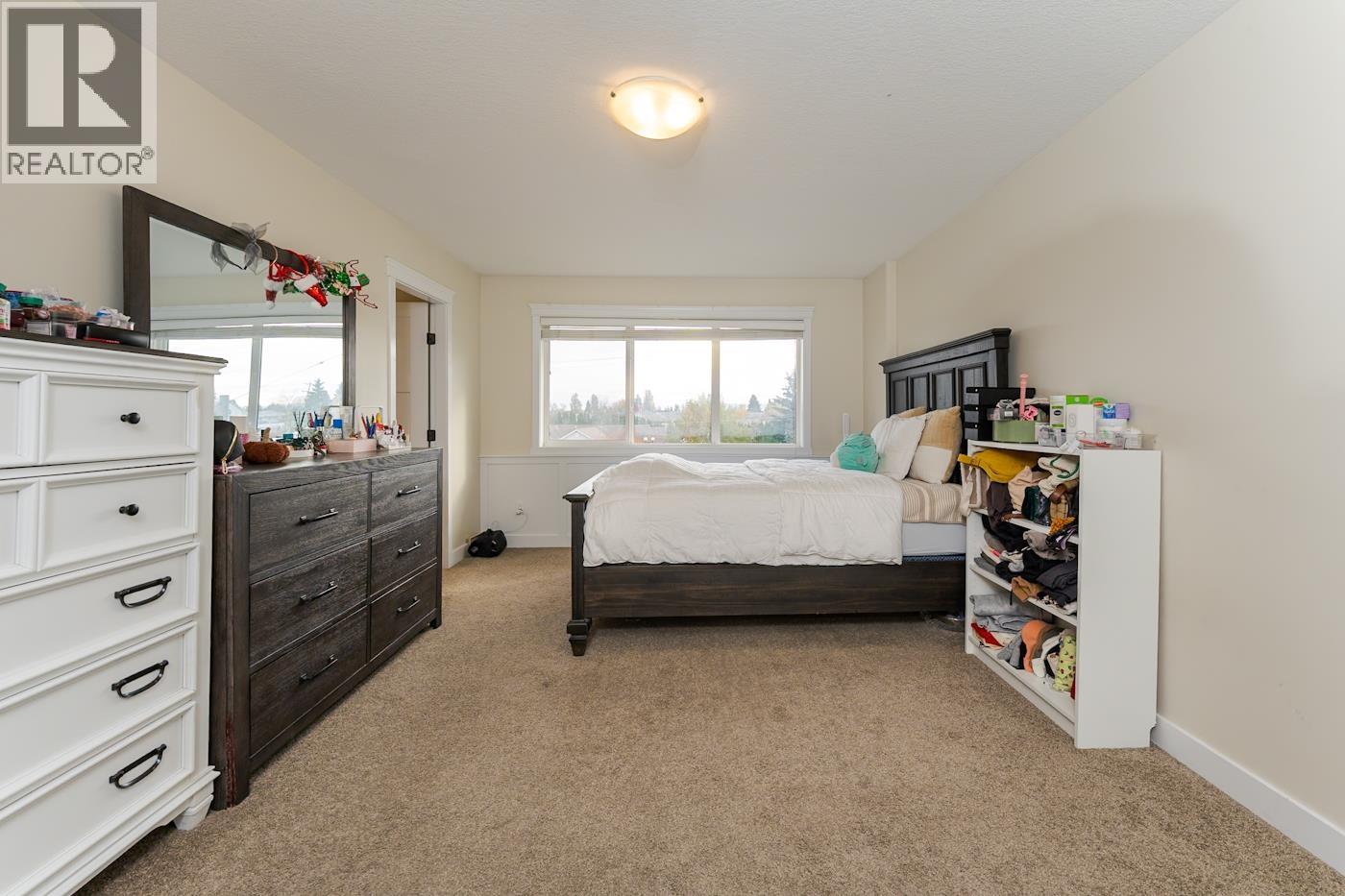 #212 467 TABOR BOULEVARD - 20