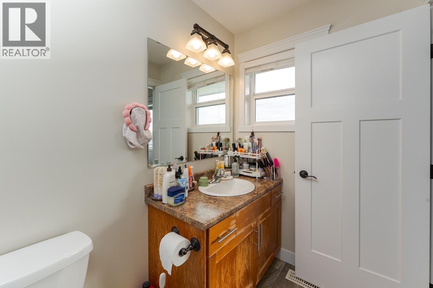 #212 467 TABOR BOULEVARD - 22