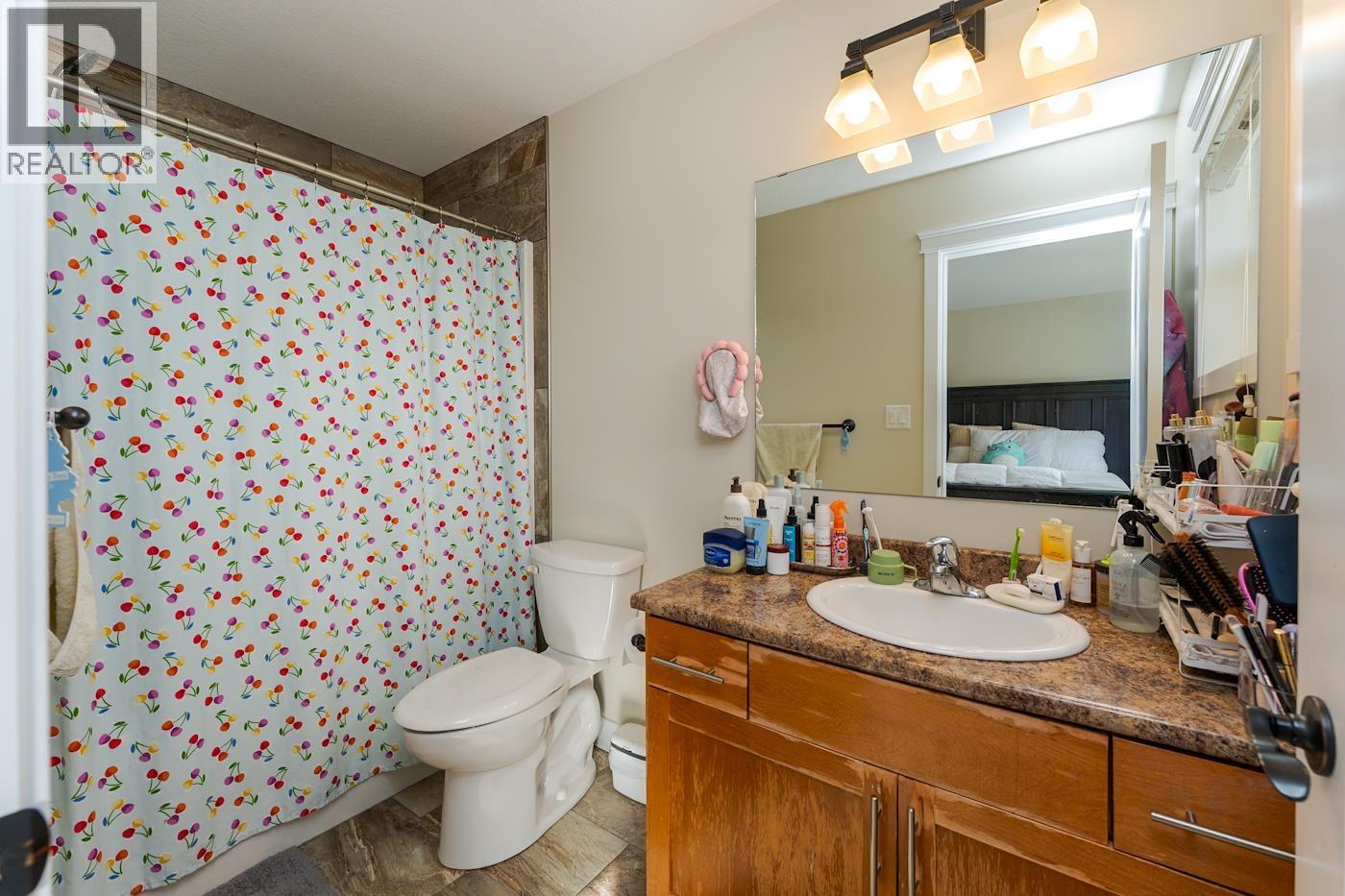 #212 467 TABOR BOULEVARD - 23