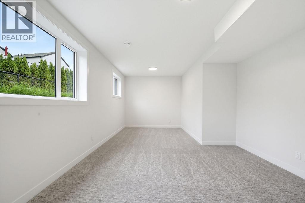 #1 1080 9 Avenue NE - 63