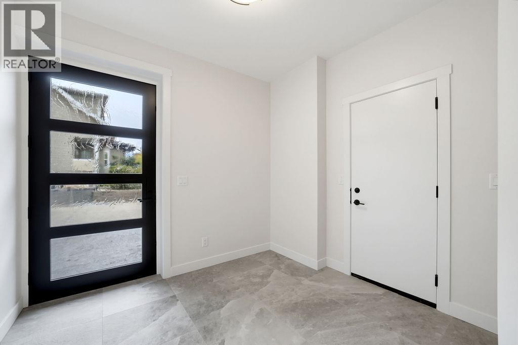 #1 1080 9 Avenue NE - 67