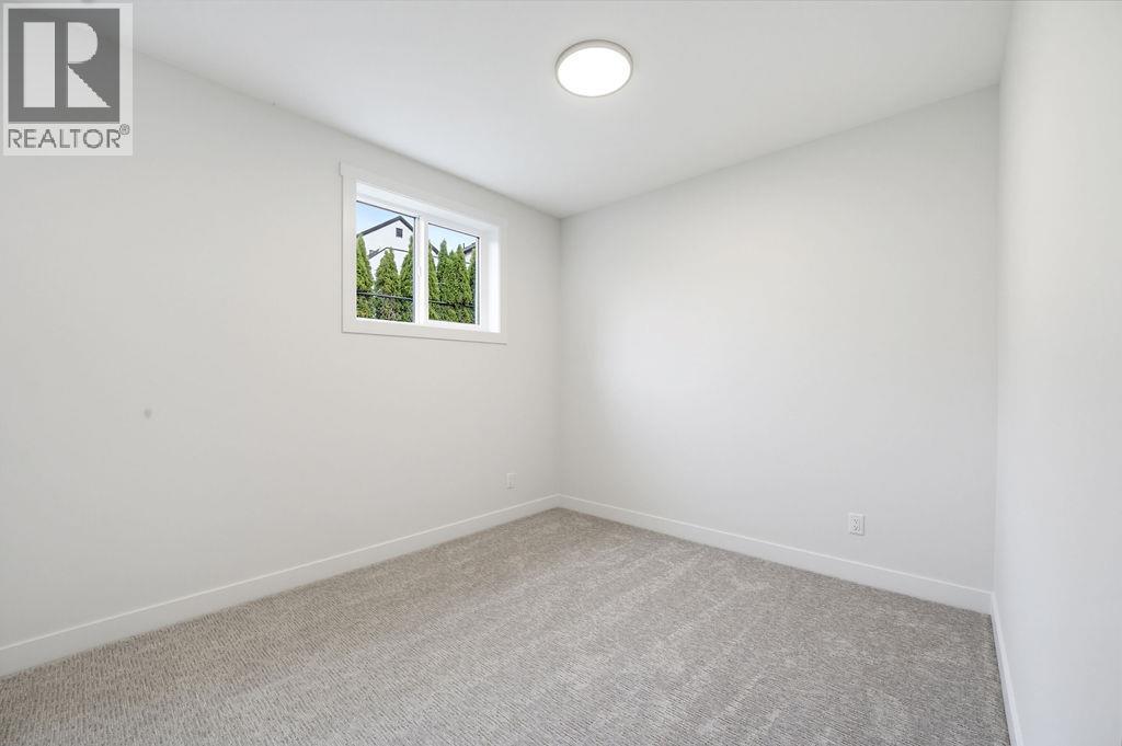 #1 1080 9 Avenue NE - 64