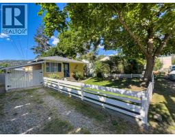 725 Ritchie Avenue, Naramata, BC V0H1N0 Photo 28