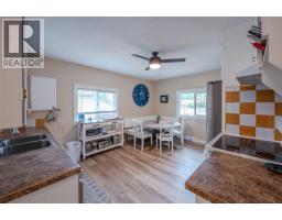 725 Ritchie Avenue, Naramata, BC V0H1N0 Photo 13