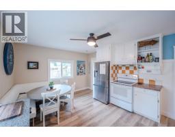725 Ritchie Avenue, Naramata, BC V0H1N0 Photo 15