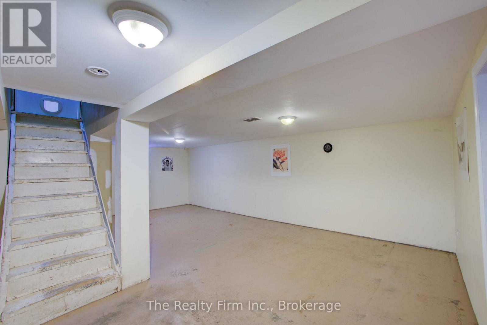 15 Dumbarton Street — photo 19