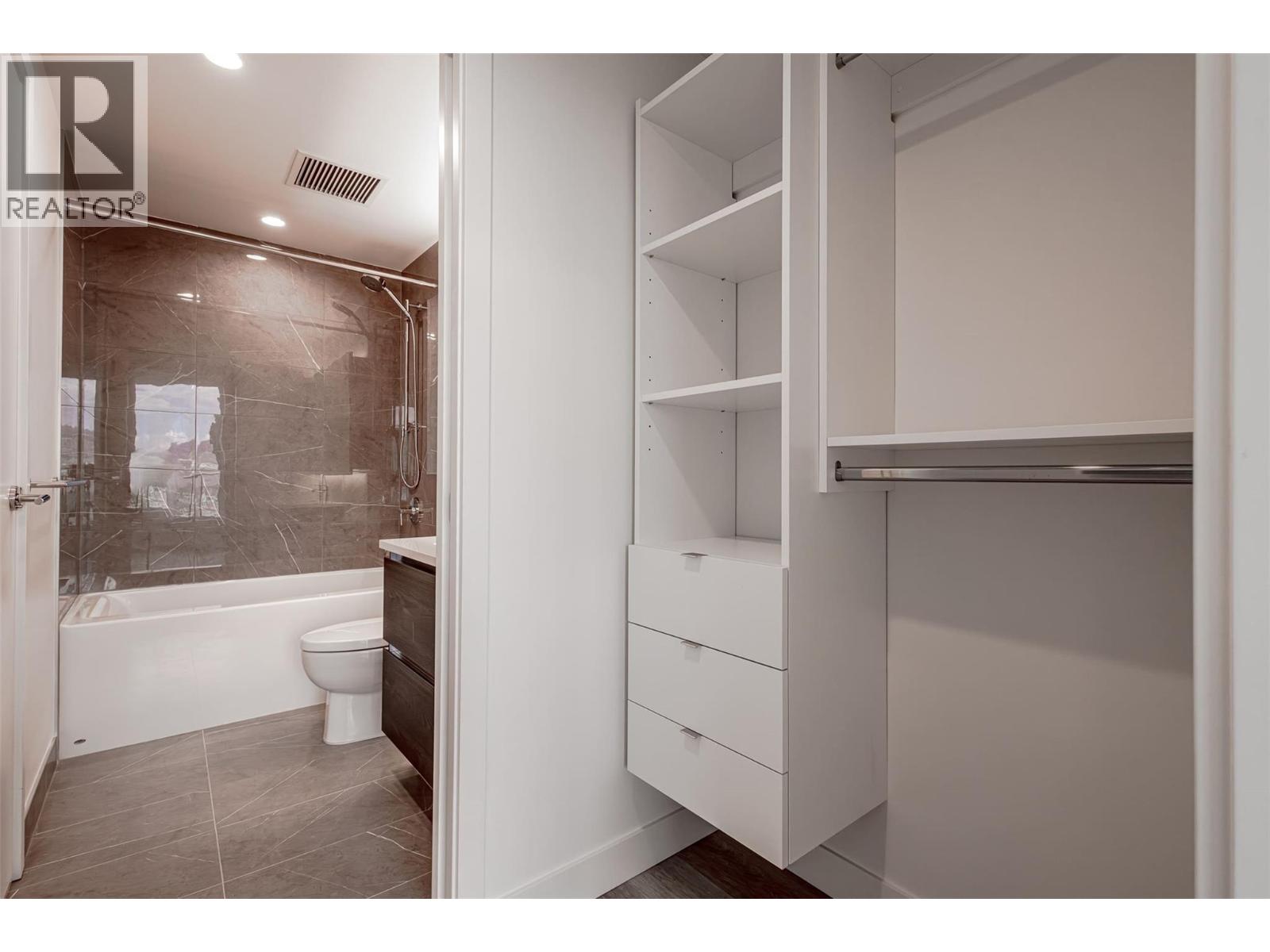 238 Leon Avenue Unit# 1401, Kelowna