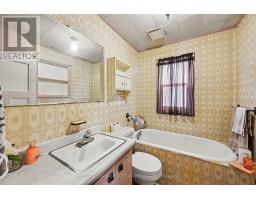 12 Cockburn Street, Perth, ON K7H2A7 Photo 22