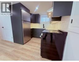 1748 Hall Avenue Unit# Lower, Windsor, ON N8W2L4 Photo 12