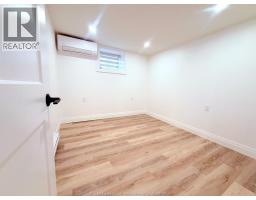 1748 Hall Avenue Unit# Lower, Windsor, ON N8W2L4 Photo 7