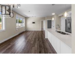 311 22327 River Road, Maple Ridge, BC V2X9C8 Photo 12