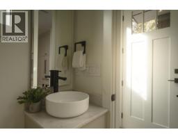 2 1376 E 11th Avenue, Vancouver, BC V5N1Y5 Photo 13