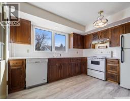 1219 Hunterquay Hill NW - photo 16