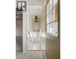 1219 Hunterquay Hill NW - photo 21